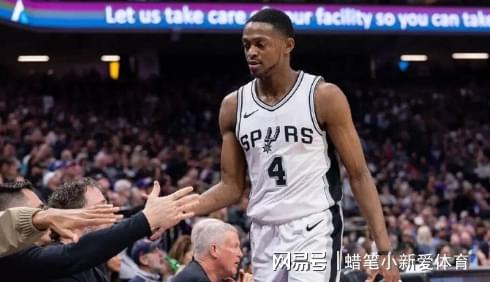 下滑得有点那快,卡塞米罗3次被过全场最高+5次丢失球权