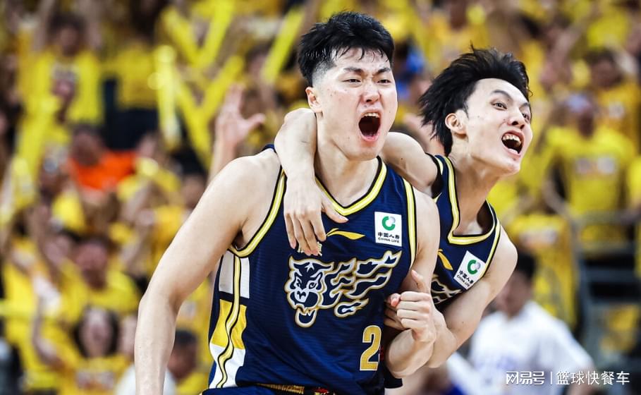 尼克斯终结53年荒夺2026NBA总冠军
